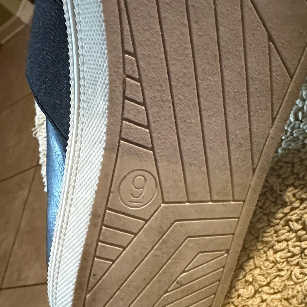 ELIZA Black Slip-On Platform Sneakers - Picture 9 of 12